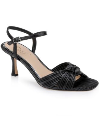 Jewel Badgley Mischka